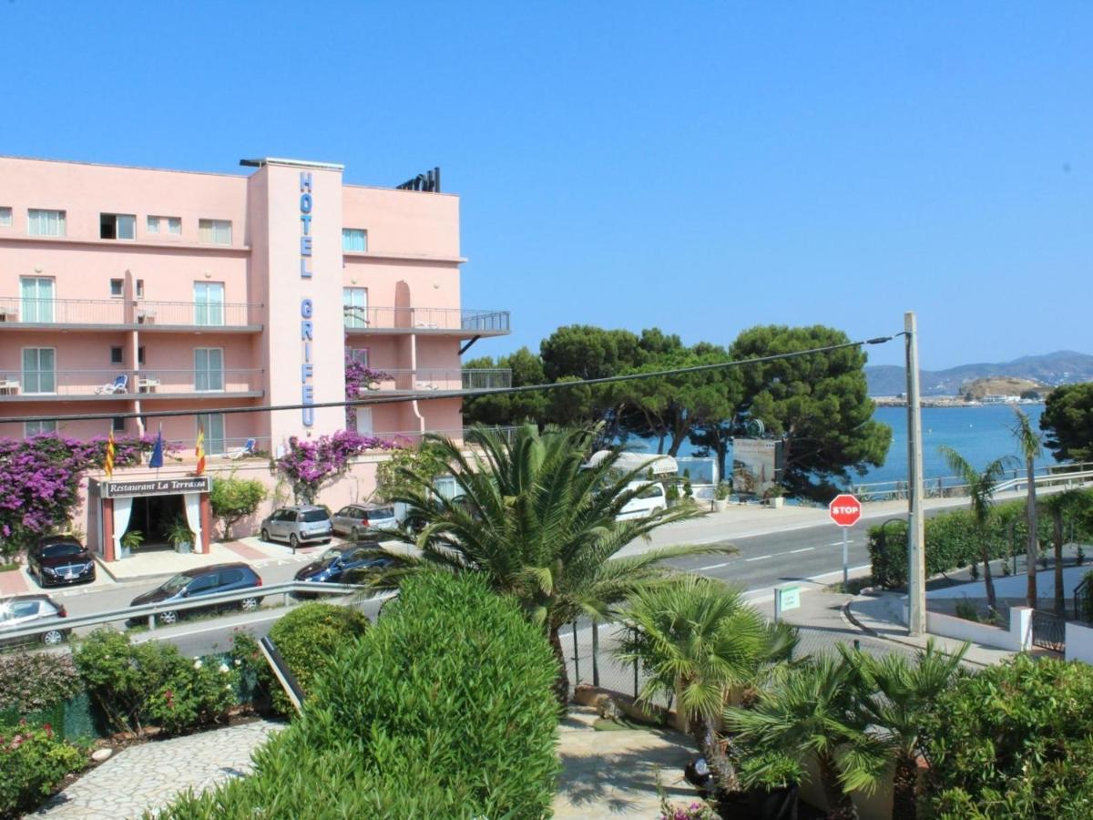 Girona II 1-4 Porta 8 - Apartamento Enfrente De La Playa Grifeu. - Es-228-63 Llança Exterior foto